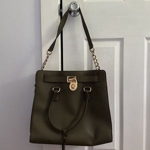 Michael Kors Latge Saffiano Hamilton Tote